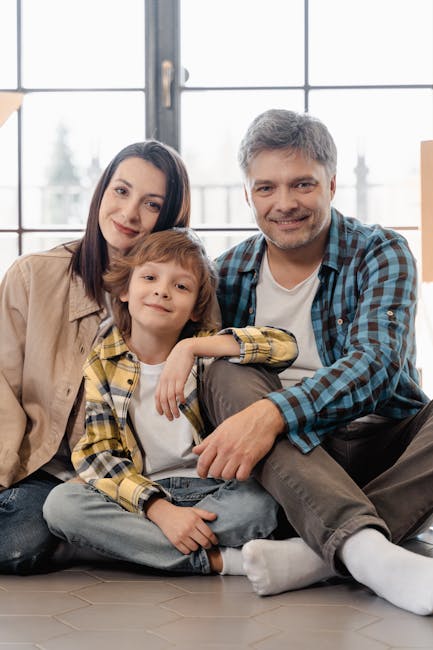 happy-couple-with-a-kid